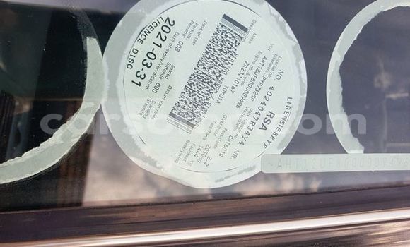 Buy Used Toyota Comfort Red Car in Mafeteng in Mafeteng Buy Used Toyota Comfort Red Car in Mafeteng in Mafeteng