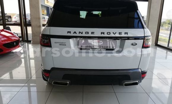 Buy Used Land Rover Range Rover Sport White Car in Maputsoe in Leribe Buy Used Land Rover Range Rover Sport White Car in Maputsoe in Leribe