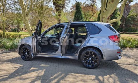 اشتري مستعمل BMW X5 M Silver سيارة في Maputsoe في Leribe اشتري مستعمل BMW X5 M Silver سيارة في Maputsoe في Leribe