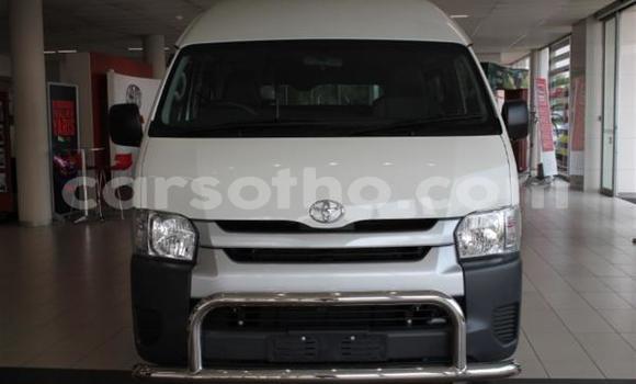 Buy Used Toyota Hiace Green Car in Butha–Buthe in Thaba-Tseka Buy Used Toyota Hiace Green Car in Butha–Buthe in Thaba-Tseka