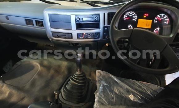 اشتري مستعمل Hino 300 Series White شاحنة في Maseru في Maseru اشتري مستعمل Hino 300 Series White شاحنة في Maseru في Maseru