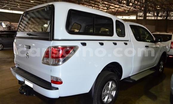 Sayi Na hannu Mazda BT-50 Green Mota in Butha–Buthe a Thaba-Tseka Sayi Na hannu Mazda BT-50 Green Mota in Butha–Buthe a Thaba-Tseka
