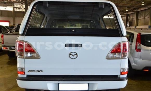 Sayi Na hannu Mazda BT-50 Green Mota in Butha–Buthe a Thaba-Tseka Sayi Na hannu Mazda BT-50 Green Mota in Butha–Buthe a Thaba-Tseka