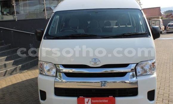 Buy Used Toyota Hiace White Car in Maputsoa in Leribe Buy Used Toyota Hiace White Car in Maputsoa in Leribe