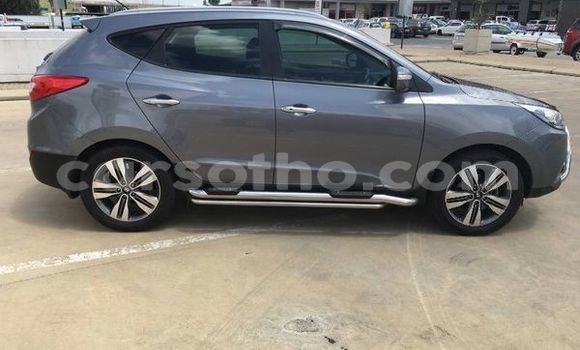 اشتري مستعمل Hyundai ix35 Red سيارة في Maputsoe في Leribe اشتري مستعمل Hyundai ix35 Red سيارة في Maputsoe في Leribe