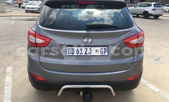 اشتري مستعمل Hyundai ix35 Red سيارة في Maputsoe في Leribe اشتري مستعمل Hyundai ix35 Red سيارة في Maputsoe في Leribe