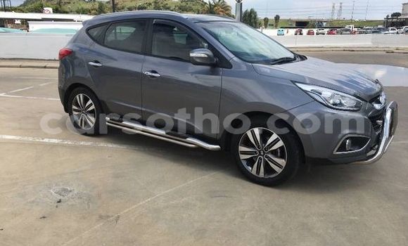 اشتري مستعمل Hyundai ix35 Red سيارة في Maputsoe في Leribe اشتري مستعمل Hyundai ix35 Red سيارة في Maputsoe في Leribe