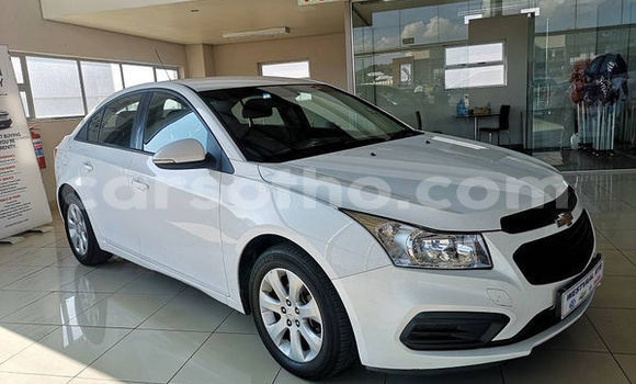 Buy Used Chevrolet Cruze White Car in Mohale's Hoek in Mohale's Hoek Buy Used Chevrolet Cruze White Car in Mohale's Hoek in Mohale's Hoek
