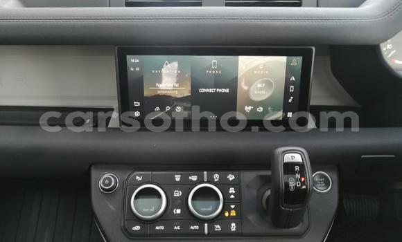 Acheter Occasion Voiture Land Rover Defender Beige à Maputsoe, Leribe Acheter Occasion Voiture Land Rover Defender Beige à Maputsoe, Leribe