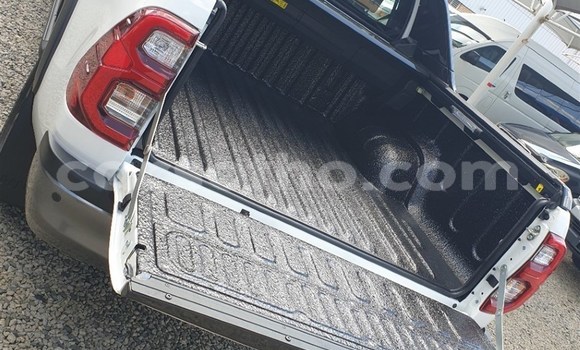 Acheter Occasion Voiture Toyota Hilux Blanc à Maseru, Maseru Acheter Occasion Voiture Toyota Hilux Blanc à Maseru, Maseru