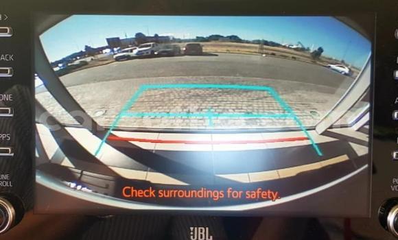 Sayi Na hannu Toyota Hilux White Mota in Maseru a Maseru Sayi Na hannu Toyota Hilux White Mota in Maseru a Maseru