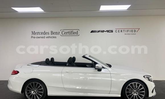 اشتري مستعمل Mercedes-Benz C–Class White سيارة في Maseru في Maseru اشتري مستعمل Mercedes-Benz C–Class White سيارة في Maseru في Maseru