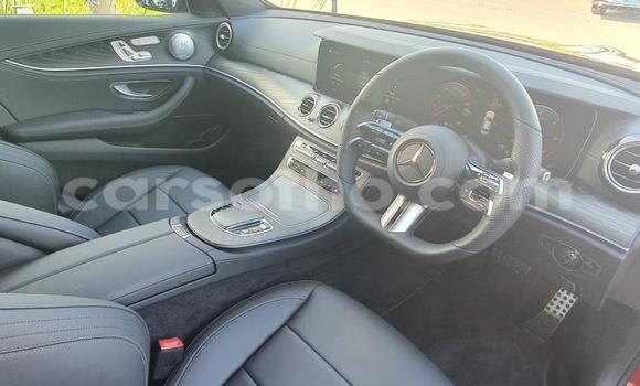 Acheter Occasion Voiture Mercedes-Benz E–Class Rouge à Maseru, Maseru Acheter Occasion Voiture Mercedes-Benz E–Class Rouge à Maseru, Maseru