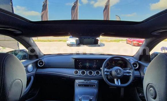 Acheter Occasion Voiture Mercedes-Benz E–Class Rouge à Maseru, Maseru Acheter Occasion Voiture Mercedes-Benz E–Class Rouge à Maseru, Maseru