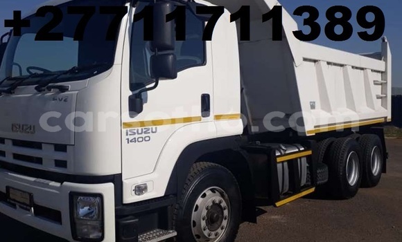 اشتري مستعمل Isuzu FTR 850 White شاحنة في Maseru في Maseru