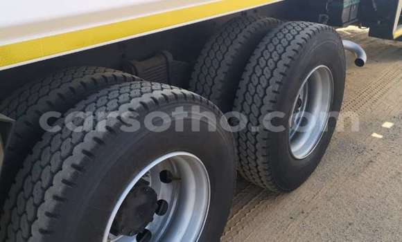 اشتري مستعمل Isuzu FTR 850 White شاحنة في Maseru في Maseru اشتري مستعمل Isuzu FTR 850 White شاحنة في Maseru في Maseru