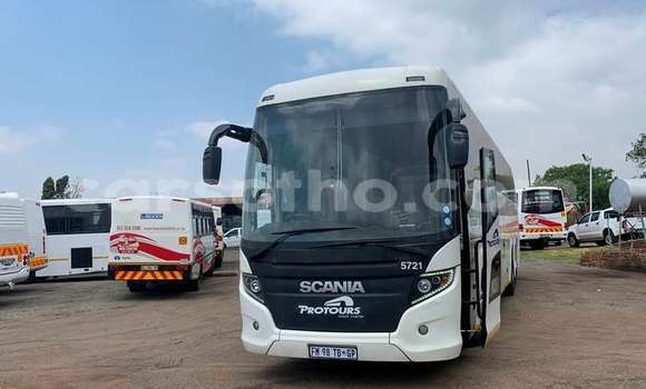 Buy Used Scania Irizar White Truck in Maseru in Maseru Buy Used Scania Irizar White Truck in Maseru in Maseru