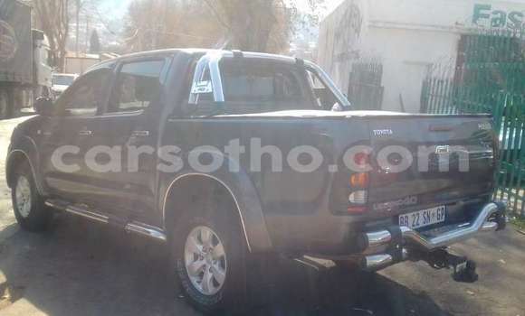 Acheter Occasion Voiture Toyota Hilux Gris à Maputsoa, Leribe Acheter Occasion Voiture Toyota Hilux Gris à Maputsoa, Leribe