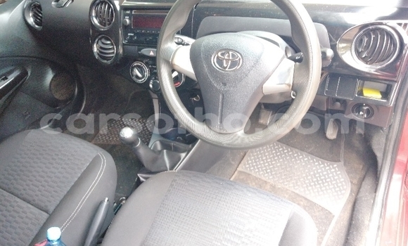 Acheter Occasion Voiture Toyota Etios Rouge à Maseru, Maseru Acheter Occasion Voiture Toyota Etios Rouge à Maseru, Maseru