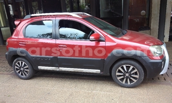 Acheter Occasion Voiture Toyota Etios Rouge à Maseru, Maseru Acheter Occasion Voiture Toyota Etios Rouge à Maseru, Maseru