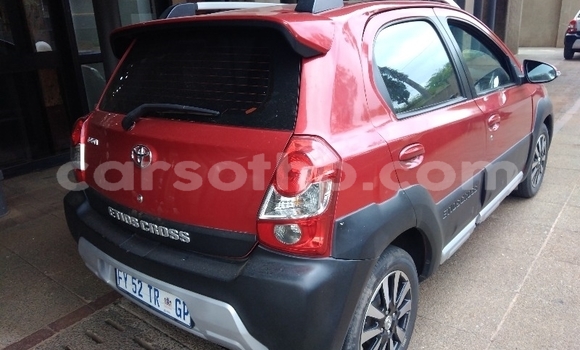 Acheter Occasion Voiture Toyota Etios Rouge à Maseru, Maseru Acheter Occasion Voiture Toyota Etios Rouge à Maseru, Maseru