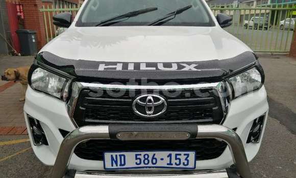 Buy Used Toyota Hilux White Car in Maputsoa in Leribe Buy Used Toyota Hilux White Car in Maputsoa in Leribe