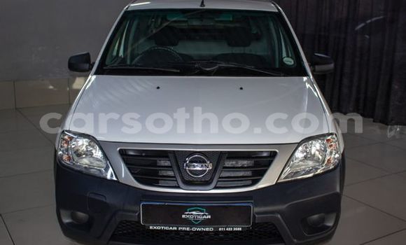 Buy Used Nissan NP 300 White Car in Maputsoe in Leribe Buy Used Nissan NP 300 White Car in Maputsoe in Leribe