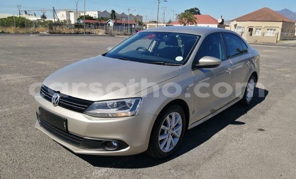 اشتري مستعمل Volkswagen Jetta Silver سيارة في Maputsoe في Leribe اشتري مستعمل Volkswagen Jetta Silver سيارة في Maputsoe في Leribe
