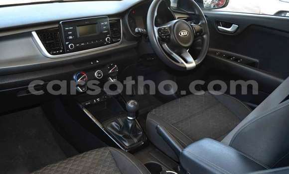 اشتري مستعمل Kia Rio White سيارة في Maseru في Maseru اشتري مستعمل Kia Rio White سيارة في Maseru في Maseru