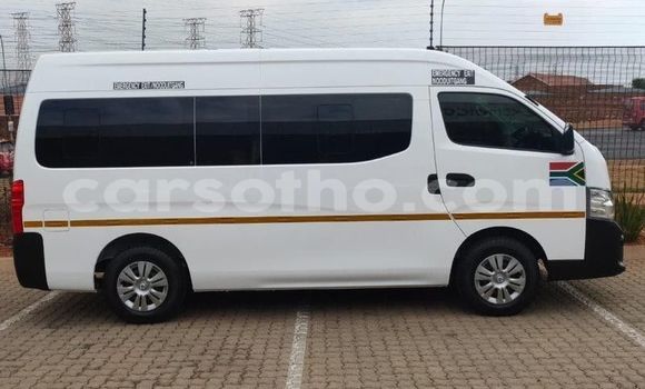 اشتري مستعمل Nissan NV350 Caravan Green سيارة في Hlotse في Leribe اشتري مستعمل Nissan NV350 Caravan Green سيارة في Hlotse في Leribe