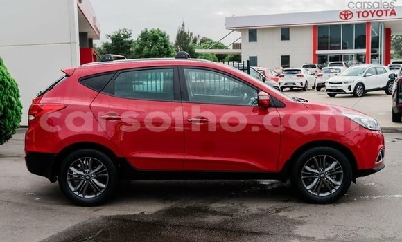 اشتري مستعمل Hyundai ix35 Red سيارة في Maseru في Maseru اشتري مستعمل Hyundai ix35 Red سيارة في Maseru في Maseru