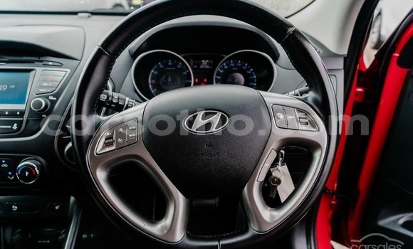 اشتري مستعمل Hyundai ix35 Red سيارة في Maseru في Maseru اشتري مستعمل Hyundai ix35 Red سيارة في Maseru في Maseru