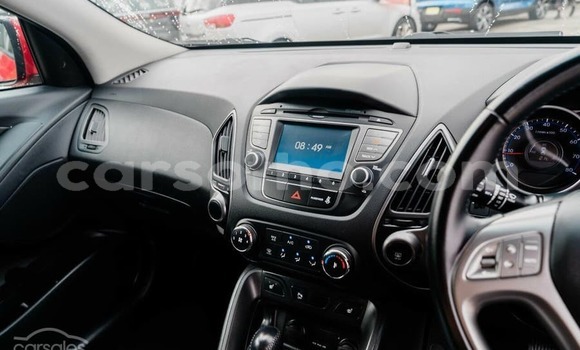 اشتري مستعمل Hyundai ix35 Red سيارة في Maseru في Maseru اشتري مستعمل Hyundai ix35 Red سيارة في Maseru في Maseru