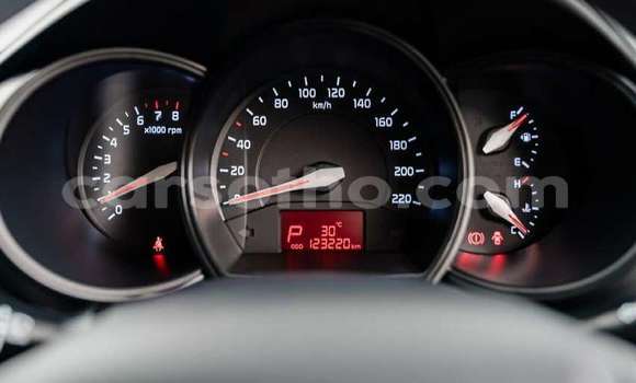 اشتري مستعمل Kia Rio White سيارة في Maseru في Maseru اشتري مستعمل Kia Rio White سيارة في Maseru في Maseru