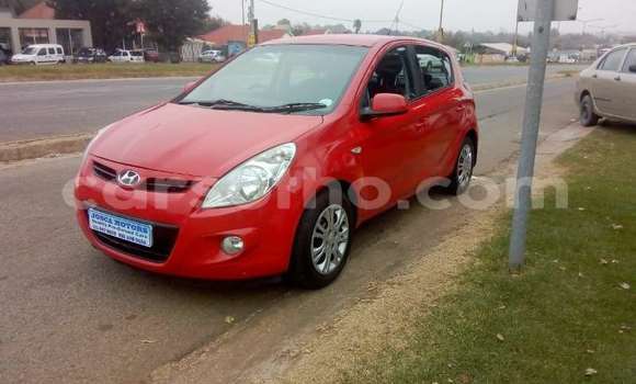 Sayi Na hannu Hyundai i20 Red Mota in Maputsoe a Leribe Sayi Na hannu Hyundai i20 Red Mota in Maputsoe a Leribe