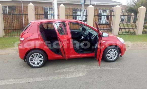 Sayi Na hannu Hyundai i20 Red Mota in Maputsoe a Leribe Sayi Na hannu Hyundai i20 Red Mota in Maputsoe a Leribe