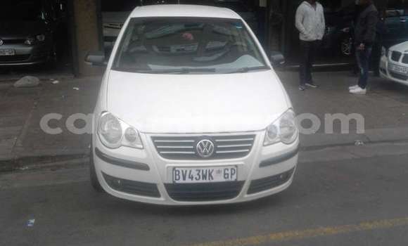 اشتري مستعمل Volkswagen Polo White سيارة في Maputsoe في Leribe اشتري مستعمل Volkswagen Polo White سيارة في Maputsoe في Leribe