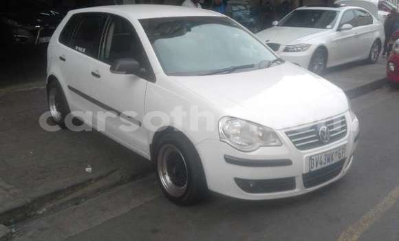 اشتري مستعمل Volkswagen Polo White سيارة في Maputsoe في Leribe اشتري مستعمل Volkswagen Polo White سيارة في Maputsoe في Leribe