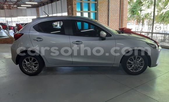 اشتري مستعمل Mazda Mazda 2 Silver سيارة في Maputsoe في Leribe اشتري مستعمل Mazda Mazda 2 Silver سيارة في Maputsoe في Leribe