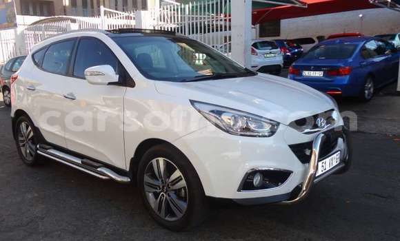 Acheter Occasion Voiture Hyundai ix35 Blanc à Maseru, Maseru Acheter Occasion Voiture Hyundai ix35 Blanc à Maseru, Maseru