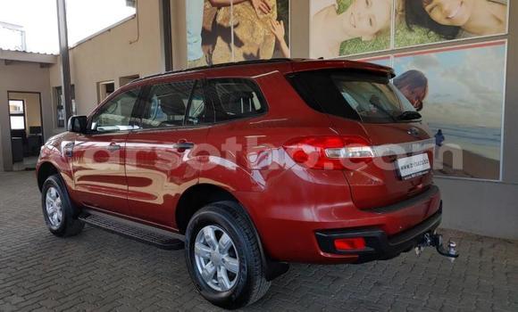 Acheter Occasion Voiture Ford Everest Rouge à Maputsoa, Leribe Acheter Occasion Voiture Ford Everest Rouge à Maputsoa, Leribe