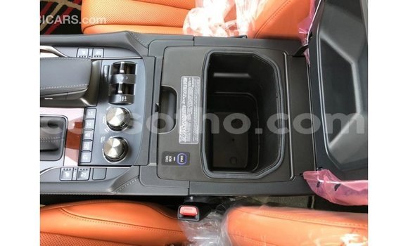 اشتري Imported Lexus LX White سيارة في Import - Dubai في Maseru اشتري Imported Lexus LX White سيارة في Import - Dubai في Maseru