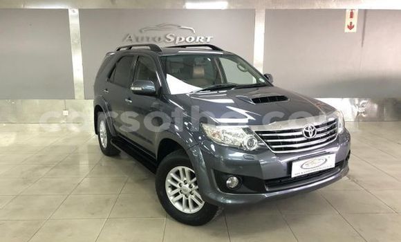 Acheter Occasion Voiture Toyota Fortuner Gris à Maputsoa, Leribe Acheter Occasion Voiture Toyota Fortuner Gris à Maputsoa, Leribe