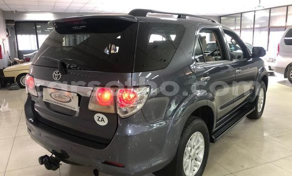 Acheter Occasion Voiture Toyota Fortuner Gris à Maputsoa, Leribe Acheter Occasion Voiture Toyota Fortuner Gris à Maputsoa, Leribe