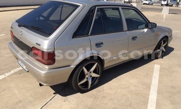 اشتري مستعمل Mazda 323 Silver سيارة في Maseru في Maseru اشتري مستعمل Mazda 323 Silver سيارة في Maseru في Maseru