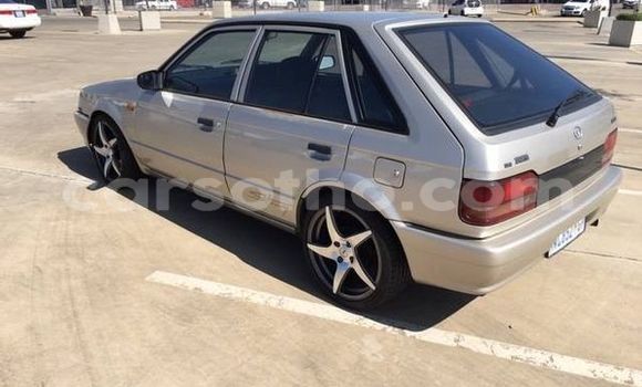 اشتري مستعمل Mazda 323 Silver سيارة في Maseru في Maseru اشتري مستعمل Mazda 323 Silver سيارة في Maseru في Maseru
