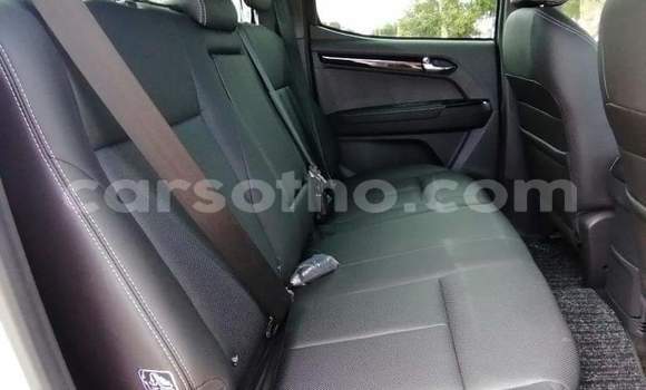 Sayi Na hannu Isuzu D–MAX White Mota in Butha Buthe a Butha-Buthe Sayi Na hannu Isuzu D–MAX White Mota in Butha Buthe a Butha-Buthe