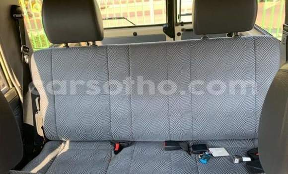 اشتري مستعمل Toyota Land Cruiser Beige سيارة في Roma في Maseru اشتري مستعمل Toyota Land Cruiser Beige سيارة في Roma في Maseru