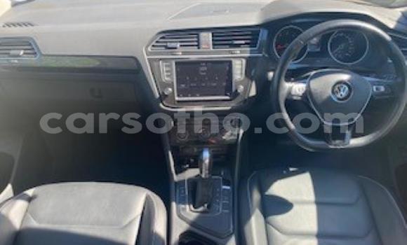 اشتري مستعمل Volkswagen Tiguan Beige سيارة في Maseru في Maseru اشتري مستعمل Volkswagen Tiguan Beige سيارة في Maseru في Maseru