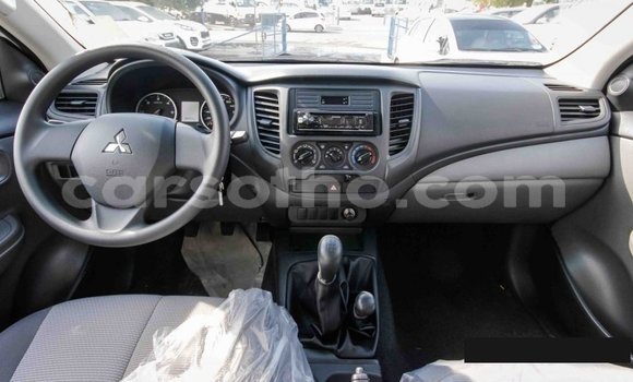 اشتري Imported Mitsubishi L200 White سيارة في Import - Dubai في Maseru اشتري Imported Mitsubishi L200 White سيارة في Import - Dubai في Maseru